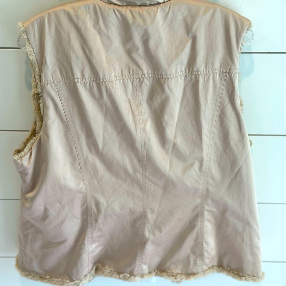 CAbi Reversible Faux Fur & Satin Hooded Vest Beige - Picture 4 of 6